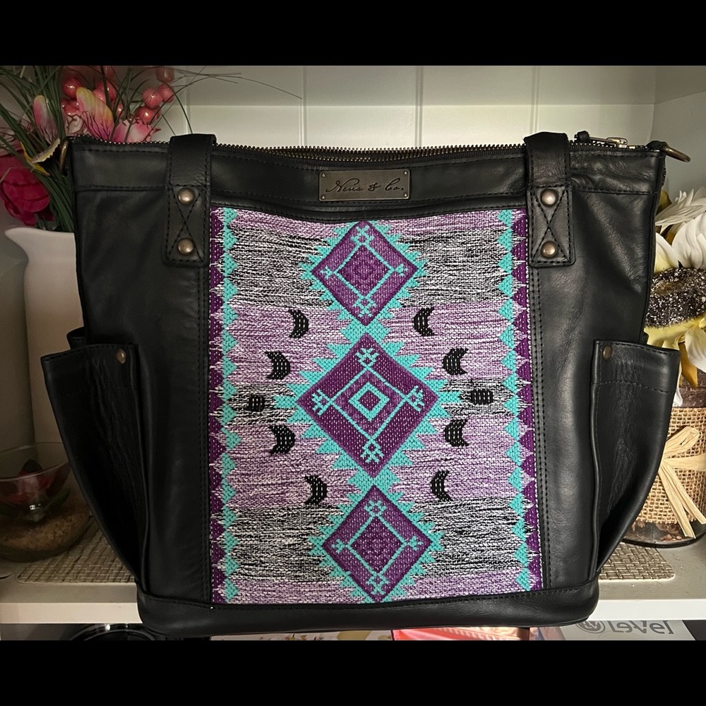 Nena & Co Womanhood MTPB Moon Cresent